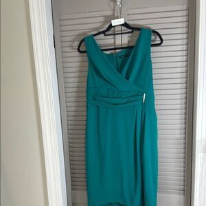 Elegant Teal Sleeveless Dress
